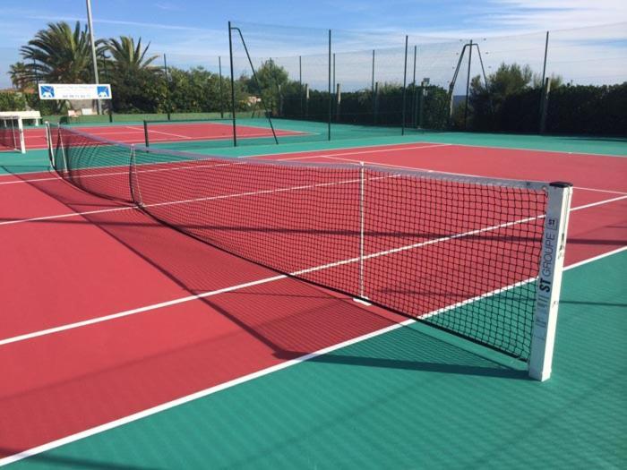 רוקברון-סור-ארז'נס Villa Sunbeach מראה חיצוני תמונה